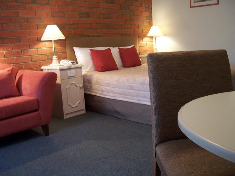 Bendigo Haymarket Motor Inn Bagian luar foto
