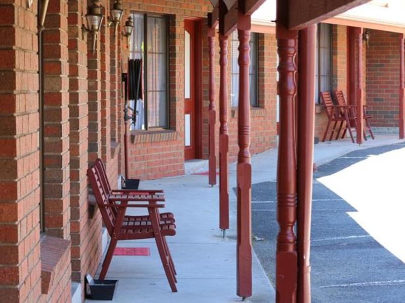 Bendigo Haymarket Motor Inn Bagian luar foto