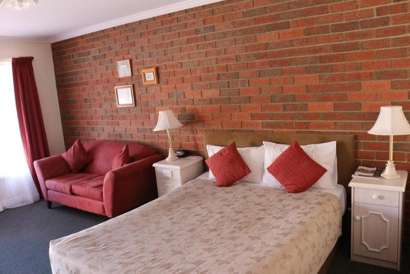 Bendigo Haymarket Motor Inn Bagian luar foto